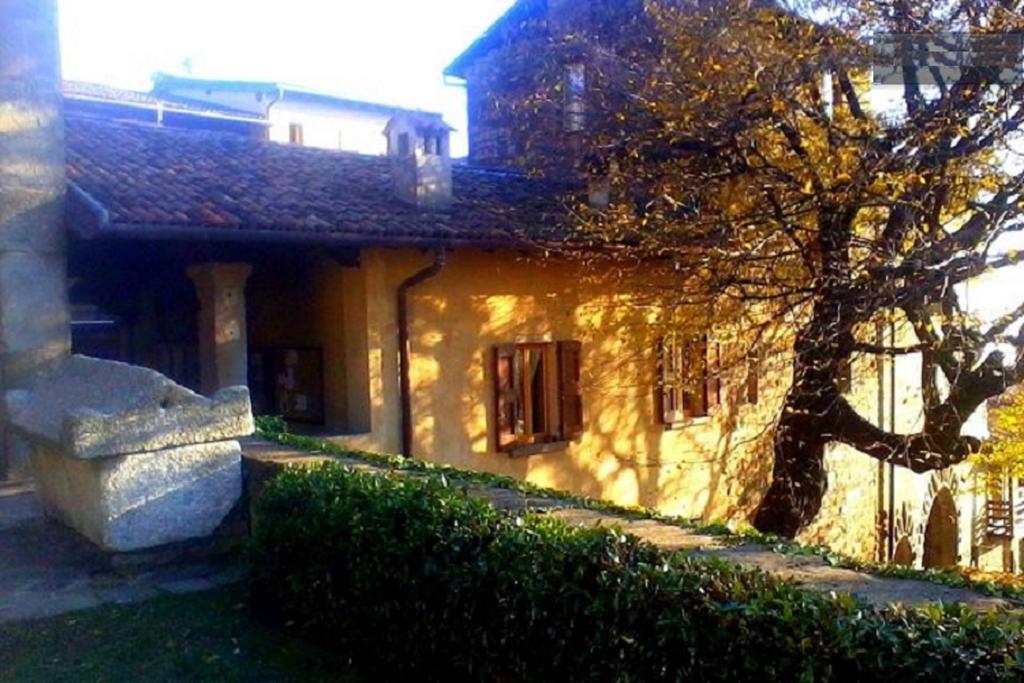 Historical House Medieval Abbey - Al Chiostro Sotto il Monte Номер фото